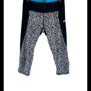 Lululemon Top Speed Crop Leggings Brushed Animal Size 6